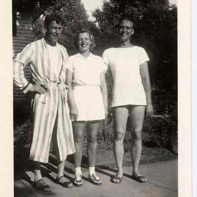94-1-4B_Kenwan_Eleanor_Schlinger.jpg 205MB: 94-1-4 Kenwan Eleanor Schlinger