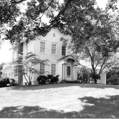 Crouse House.jpg 747KB