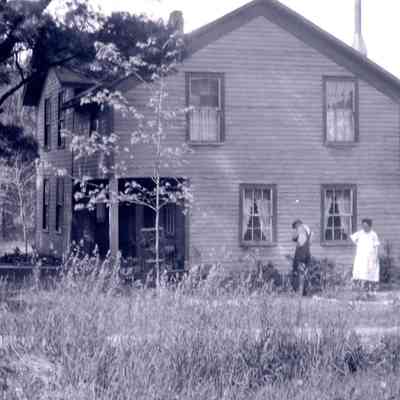 9-9 Millar house.jpg 556KB: Digital only: copied from a CD belonging to James Schmiechen, location of house unknown