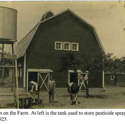 MRT-BarnAtFarm.JPG 564KB