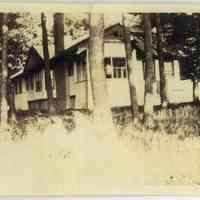          MRT-HouseInGrove2.JPG 292KB
   