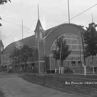          pa133 Pavilion from street.jpg 1.1MB - RJ and Diane Peterson collection
   