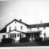          Ens-EnsfieldFarmhouse3.JPG
   