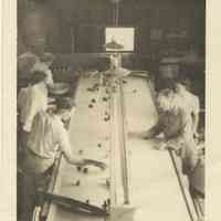          Ens-SortingFruit.JPG; Working sorting fruit on a conveyor belt
   