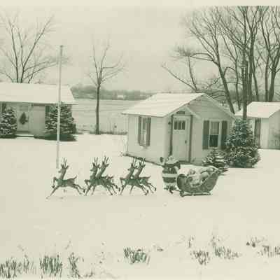 Bird_Center_C.jpg: Digital image from Jane Van Dis collection  - Digital file on Jack Sheridan Drive 2021.72.02