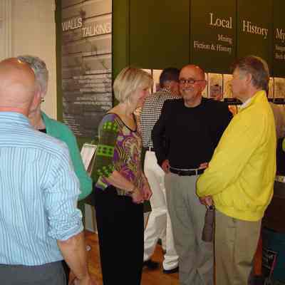 DSC03388.jpg 2MB: Judy Hillman, Mike Van Meter (black jacket) Source: 2021.72.02