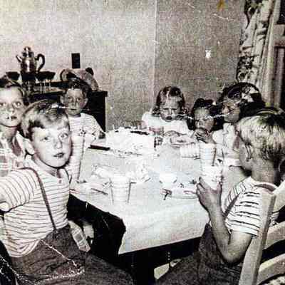 95-20-1E_T.Burns_Birthday.jpg 390KB