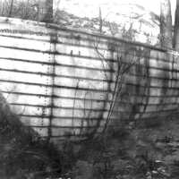          LO25 Francis boat exterior
   