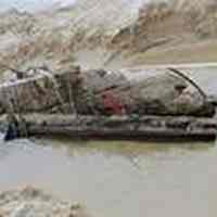          https://www.mlive.com/news/muskegon/2015/07/shipwreck_in_ludington_shallow.html; State Maritime Archaeologist Wayne R. Lusardi took this photo of a Ludington wreck's centerboard trunk in June 2004.
   