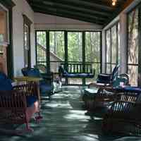          front_porch_2.jpg 1.3MB
   