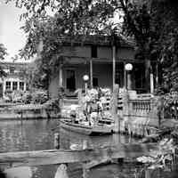          Chain Ferry landing 1949
   