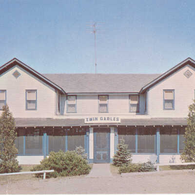 Twin Gables postcard, circa 1950