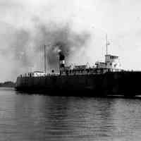          Steamer_-_unk_ca_1924.jpg 431KB
   