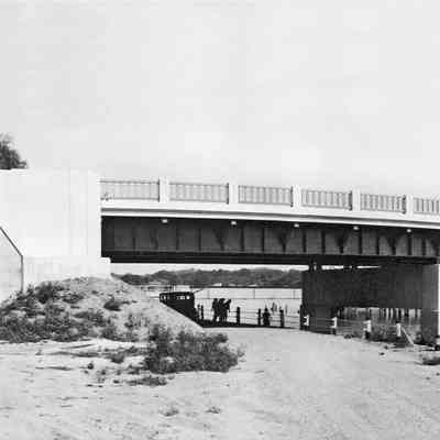HM213BS_Bridge1936.jpg 1.1MB