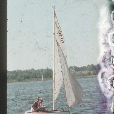 39pap2030.jpg 2.2MB: According to Jack Sheridan, Oct. 2022 "My Aunt Dorothy and Uncle Joe in Cirrus ca 1948. This boat was built by the Sheridan brothers, Joe, Jim and George. She was the first Papoose class boat 1935."