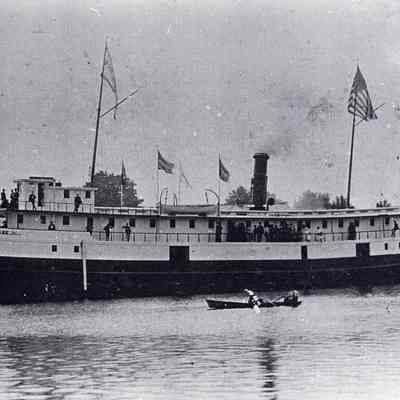 96-105-27_Bon_Voyage_.jpg 1.6MB: 96-105-27 Steamer Bon Voyage - sharper version of this image at the Bon Voyage organization profile.