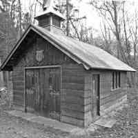          047BWSmithy.jpg; Peterson D. Merrill cottage at 2420 Lakeshore Drive, Ginny Voegler
   