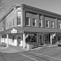          102Heath.jpg; 306 Butler
   