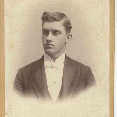 HH-JWPlace.JPG 267KB: photo of J.W. Place by J.M. Harkles, Valparaiso, Indiana