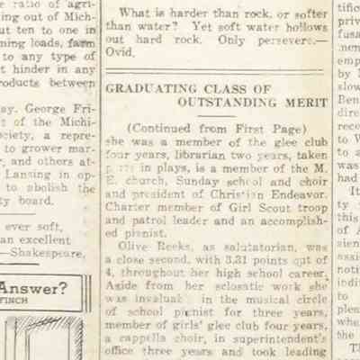cr1939051908grad2.jpg 359KB