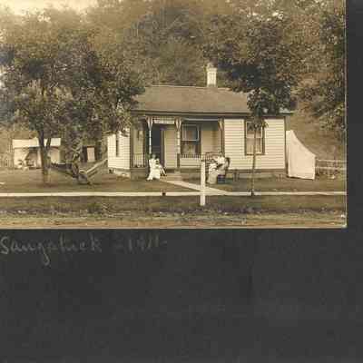 cozy cottage 1911