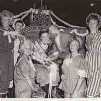          Mrs_Saugatuck_Contest.jpg 3.2MB
   