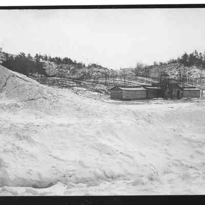 beachhouse in winter ca 1910.jpg 831KB