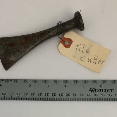 Caulking iron