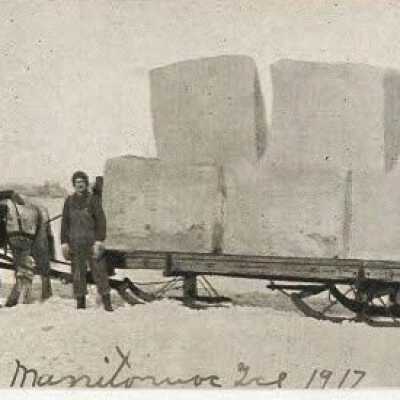 Sampler of ice of Manitowoc Ice 1917
