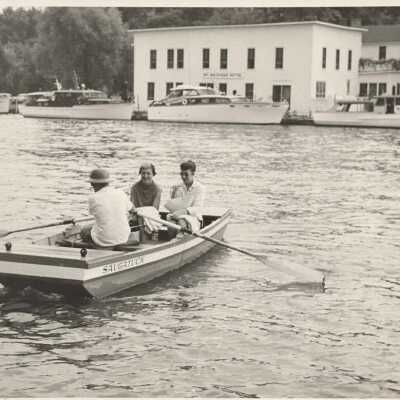 Rowing across the Kalamazoo River