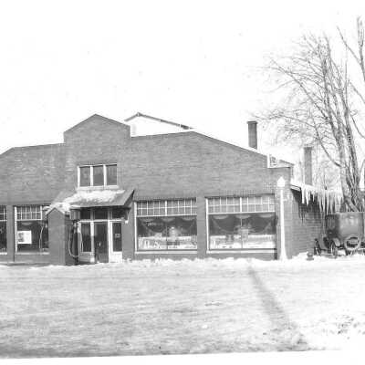 Ford Showroom