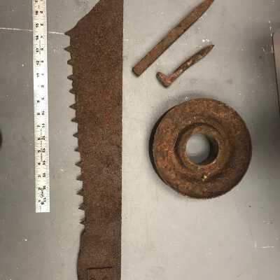 Pully, Saw, Spike
