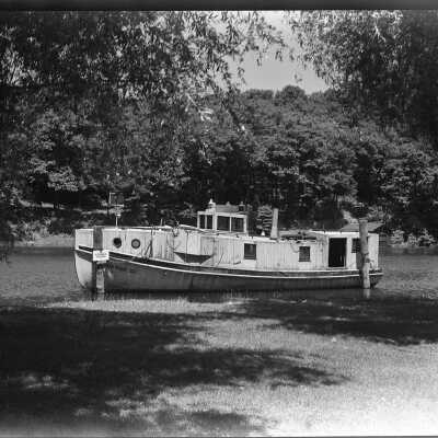 simmons-352- Tug "Addison Sr." Aug. 1943,