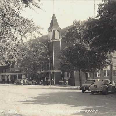 Big Pavilion postcard ca. 1940: Original image on file