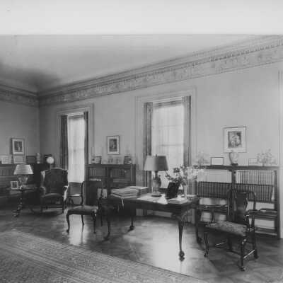 Hammond Mansion First Floor Room with Desk