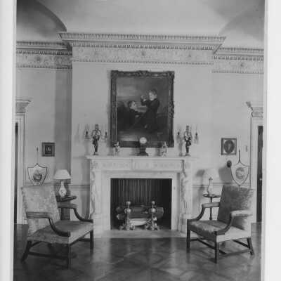 Hammond Mansion Living Room with Fireplace