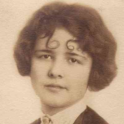 Anna Alberta Braden, Waynesburg High School Class of 1926