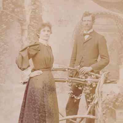 Kline-Moredock Album 01, Photo 36 - William Thomas Willis [1862-1934] and Cora (Caseber) (Denny) Willis [1867-1927]