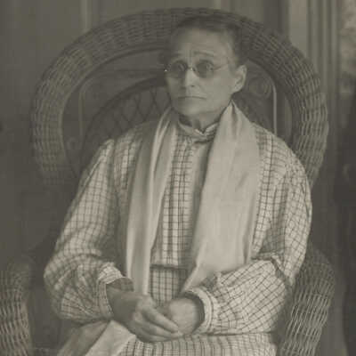 Martha Ann (Morris) Call [1855-1946], age 88 years