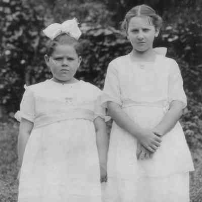 Daughters of Benjamin Franklin Huffman Jr. and Elizabeth Jane Fry