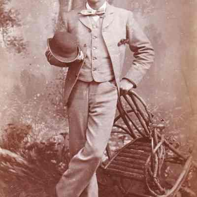 Pauley-Thompson Album, Photo 03 - Mr. Ward