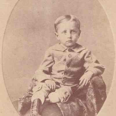 Eleanor (Morris) Linskea Album, Photo 03