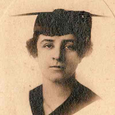 Mabel (Hoge) Nefflen [1896-1985], Waynesburg College, Class of 1918