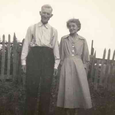 Frank Eastman Moore [1877-1966] and his second wife, Lydia (Coffman) Moore [1879-1951]