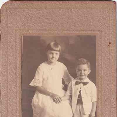 Laura Louise (Huffman) Wilson [1913-1979] and Charles Woodrow Huffman [1918-1992]: See WEB LINKS to DOWNLOAD high-resolution image.