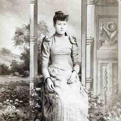 Believed to be Margaret (Bristor) Shape [1874-1895] - Edited: Fade Correction: See WEB LINKS to DOWNLOAD high-resolution image.