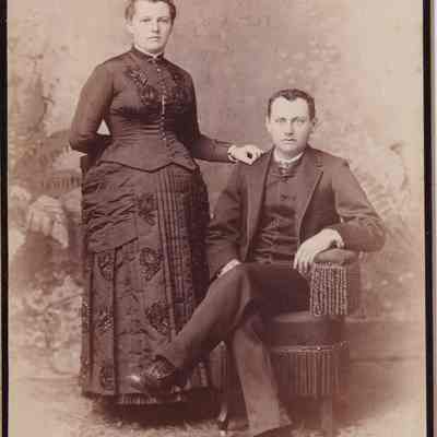 Vance-McFarland Album 02, Photo 11 - Luther Blackshere [1859-1936] and Anna Belle (Keenan) Blackshere [1866-1888]