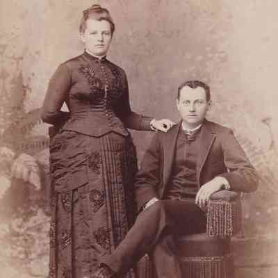 Vance-McFarland Album 02, Photo 11 - Luther Blackshere [1859-1936] and Anna Belle (Keenan) Blackshere [1866-1888]