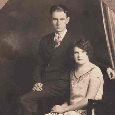 James Eugene Turner [1907-1978] and his wife, Ella Ruth (Bowler) Turner [1906-1996]