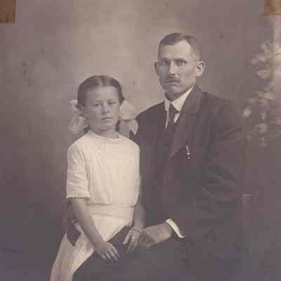George Birch Vance [1870-1928] and Unidentified child